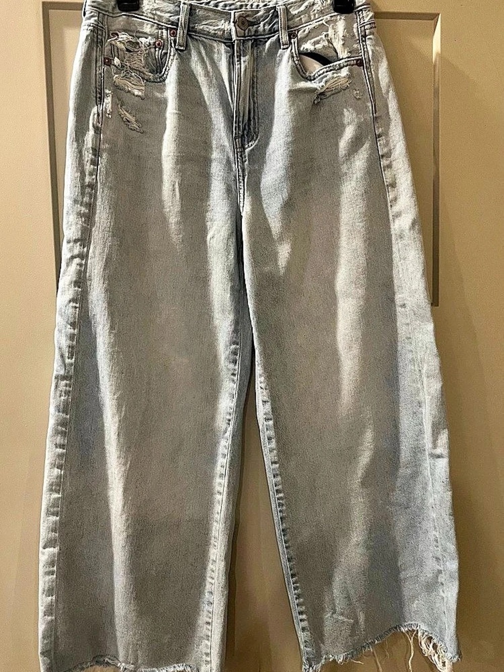 American Eagle Super High-Waisted Wide Leg Jean Gray